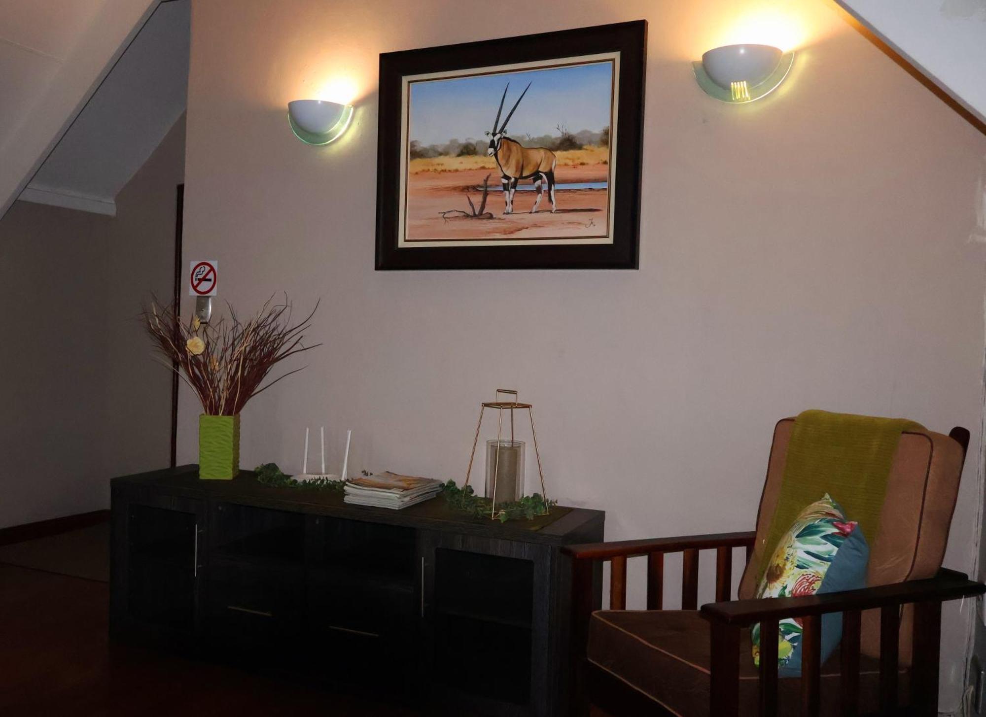 ポロクワネ The Leopard Tree Bed & Breakfast エクステリア 写真