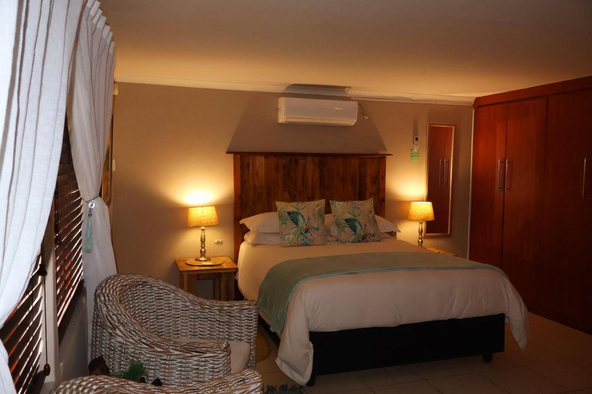 ポロクワネ The Leopard Tree Bed & Breakfast エクステリア 写真