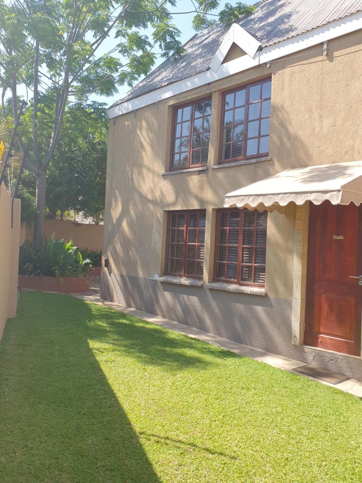ポロクワネ The Leopard Tree Bed & Breakfast 部屋 写真